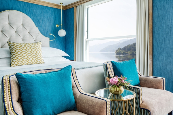 Uniworld SS Sao Gabriel - Suite 3.jpg